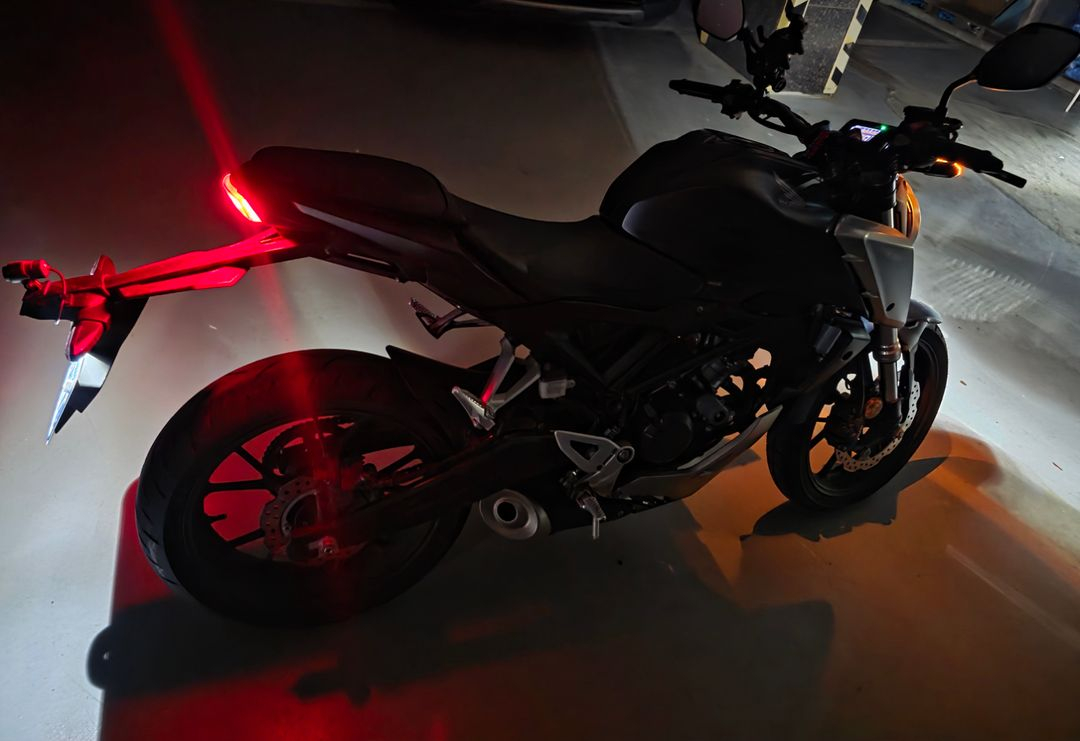 cb125r 리어시트(탠덤시트)삽니다 이미지