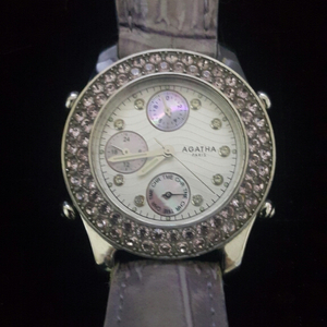아가타 손목시계