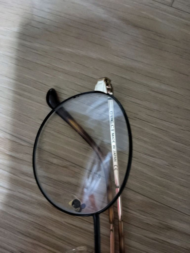 명품 안경테 구찌안경 이미지