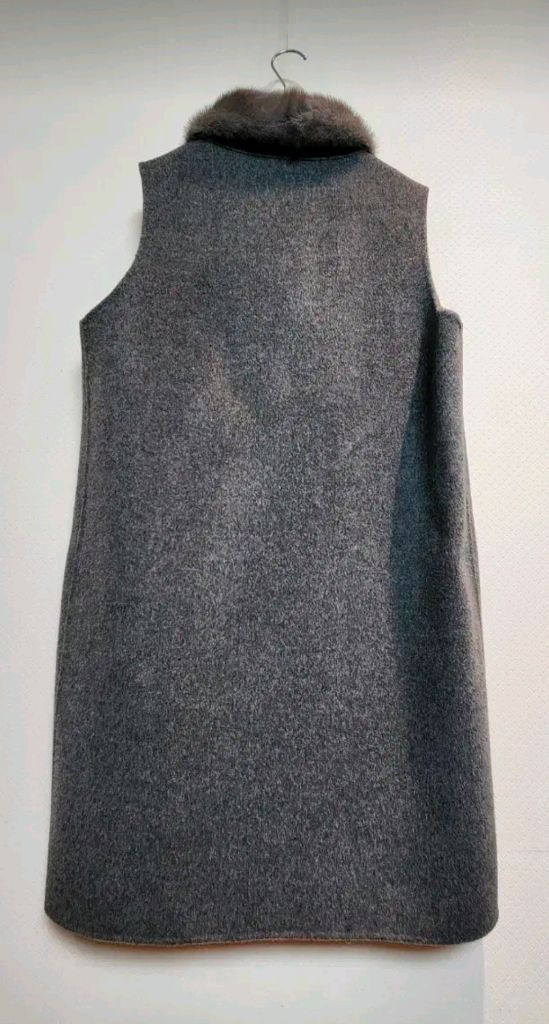 GIVY 기비 키이스 밍크 디테일 모100% 베스트 66사이즈 새제품 그레이컬러--5