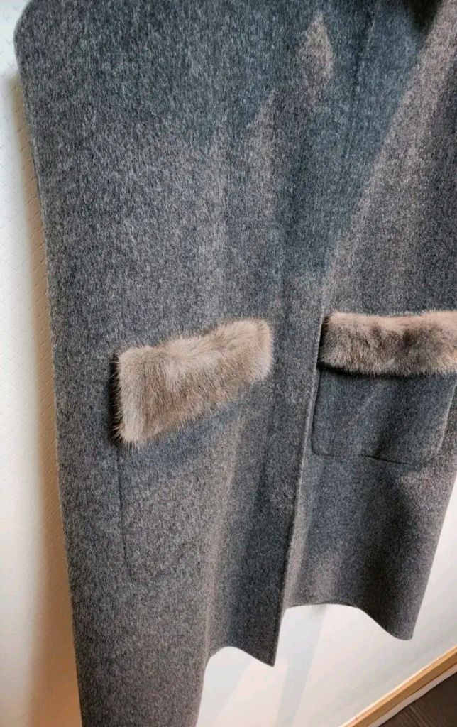 GIVY 기비 키이스 밍크 디테일 모100% 베스트 66사이즈 새제품 그레이컬러--7