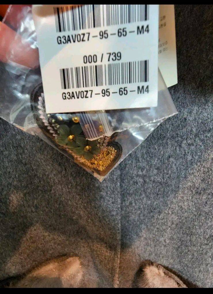 GIVY 기비 키이스 밍크 디테일 모100% 베스트 66사이즈 새제품 그레이컬러--9