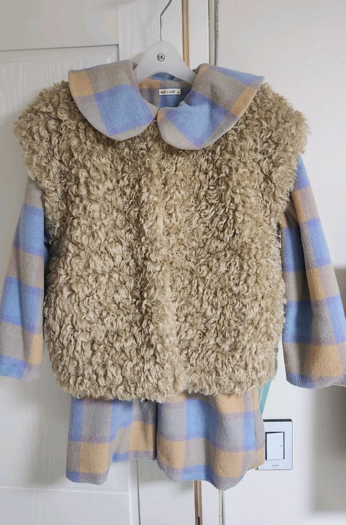 새상품 여아퍼베스트+울혼방퍼안감코트 150--0