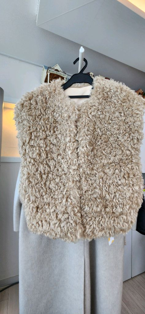 새상품 여아퍼베스트+울혼방퍼안감코트 150--5