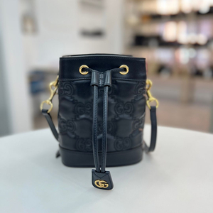 [럭스올 울산점]구찌 마틀라세 퀼팅 버킷백 블랙 728231 이미지