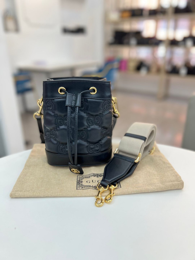 [럭스올 울산점]구찌 마틀라세 퀼팅 버킷백 블랙 728231 이미지