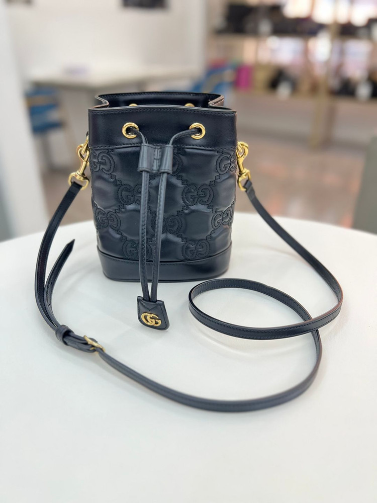 [럭스올 울산점]구찌 마틀라세 퀼팅 버킷백 블랙 728231 이미지