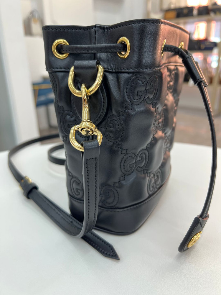 [럭스올 울산점]구찌 마틀라세 퀼팅 버킷백 블랙 728231 이미지