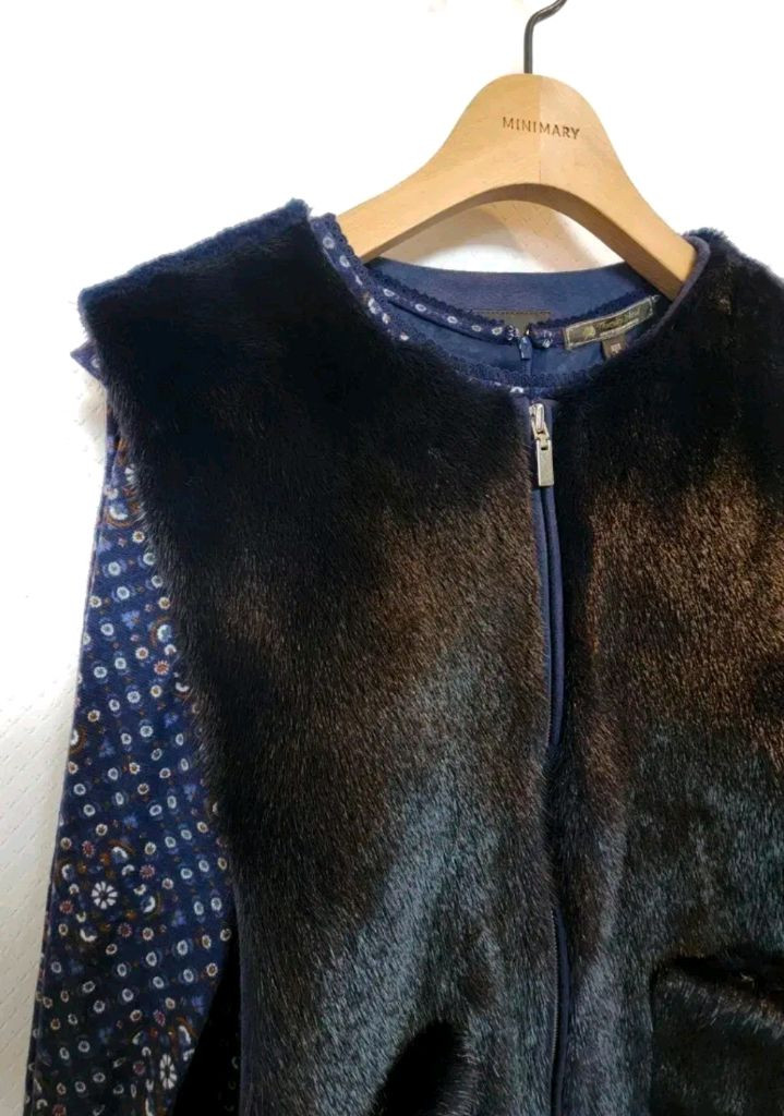 안지크 휘메일 밍크 집업 베스트 free사이즈 새제품 네이비컬러--1