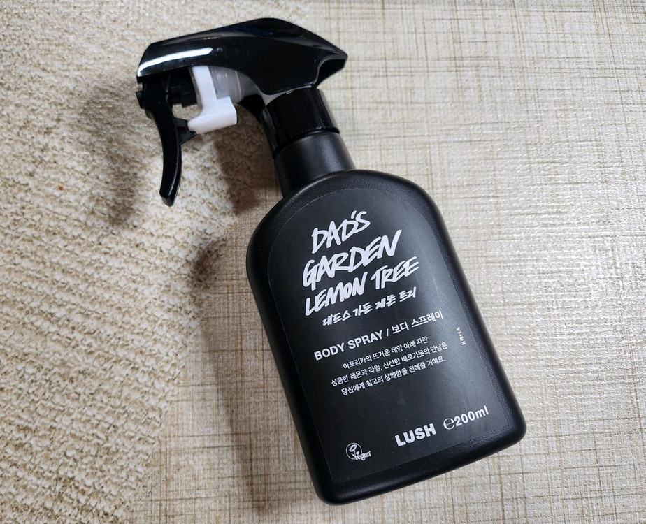 새제품)러쉬 대드스 가든 레몬트리 바디스프레이 보디스프레이 이미지
