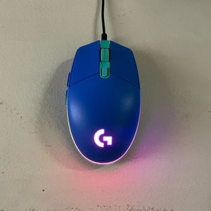 로지텍 g102 블루 2세대 라이트싱크 키보드 마우스 헤드셋 스피커 사운드바