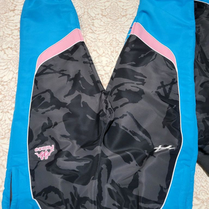 팔라스x카파 포 알파인 트랙슈트팬츠 L판매