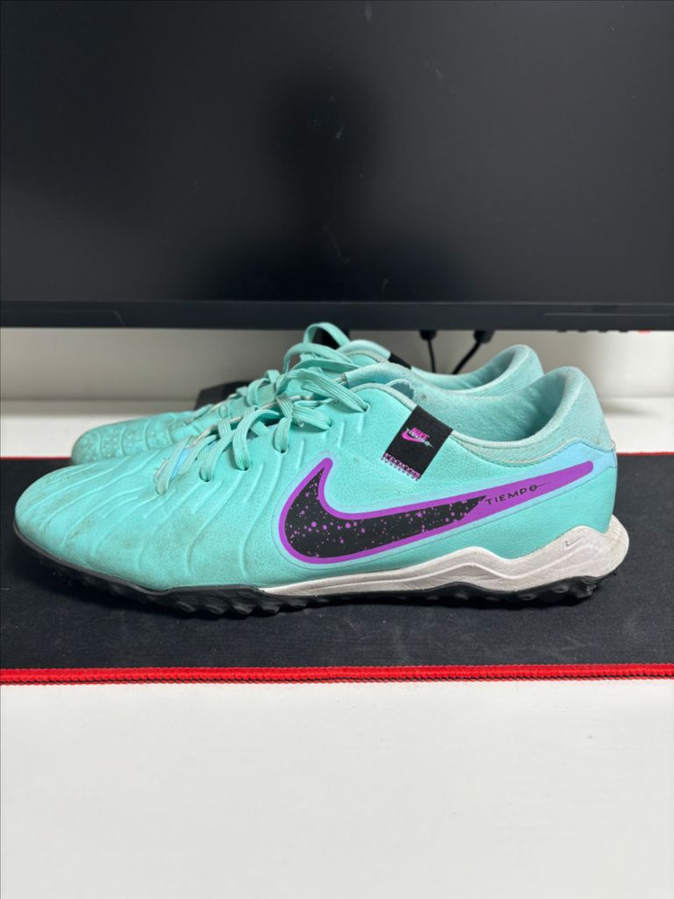 나이키 티엠포 레전드10 아카데미 풋살화--0