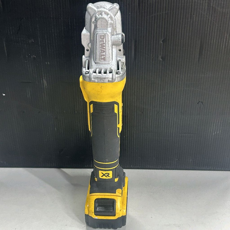 디월트 충전그라인더 DCG405F 18V 5인치 배터리포함 이미지