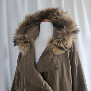 막스마라 퍼 패딩 코트