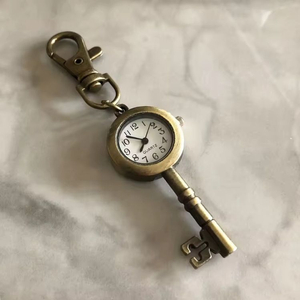 빈티지 열쇠 키링 시계 이미지