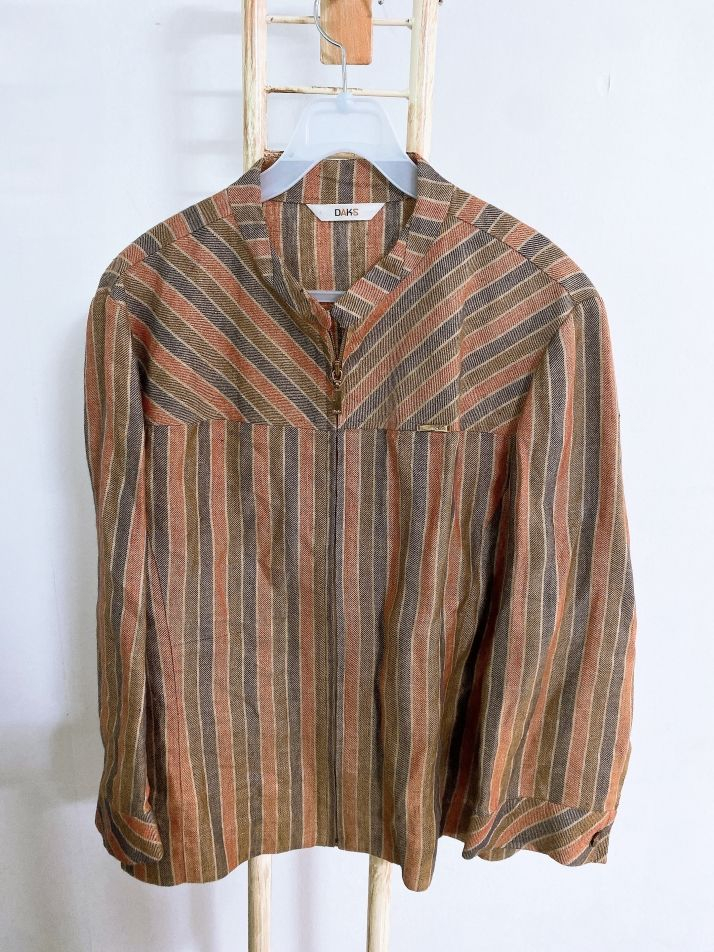 (77)닥스여자린넨100%스트라이프7부노카라자켓--0