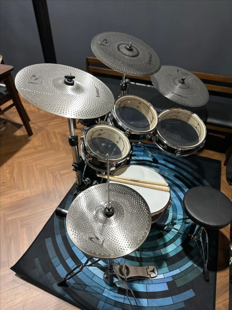 [드럼] Asanasi 버스킹 드럼 5기통 풀세트(심벌포함) 신품급 팝니다.--1