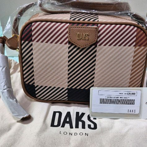 닥스 클러치백 (새상품)