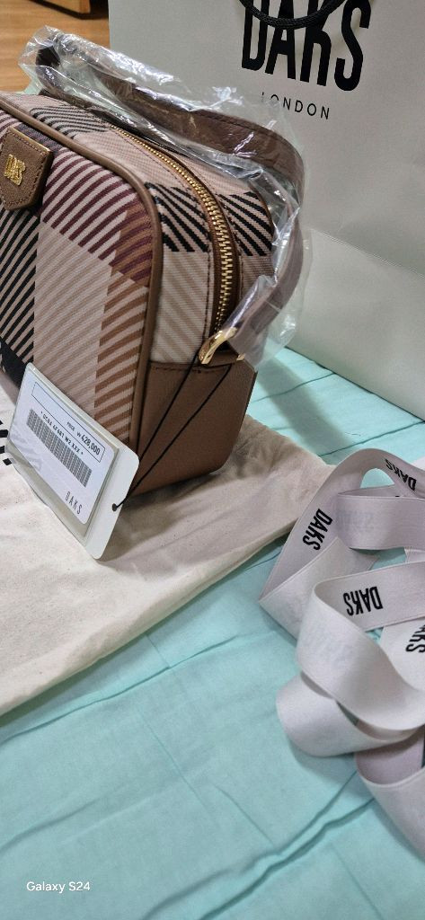 닥스 클러치백 (새상품)--1