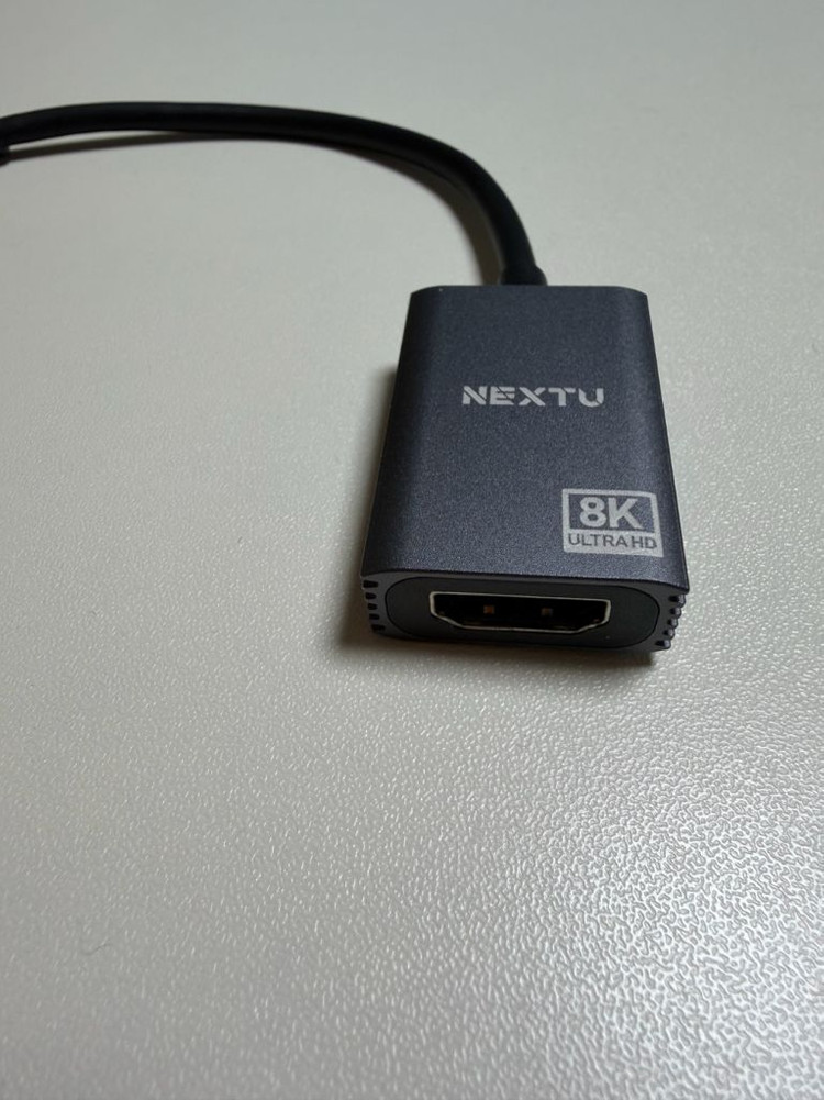 넥스트유 USB-C to HDMI 8K 젠더 이미지
