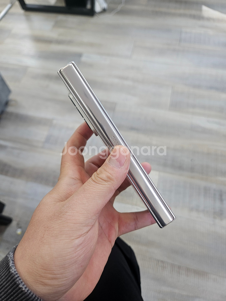 S급 갤럭시Z폴드4 정상해지단말기 판매 중고폰F936--4