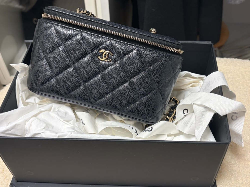 샤넬 클래식 베니티 캐비어 블랙 금장(내장칩) 이미지