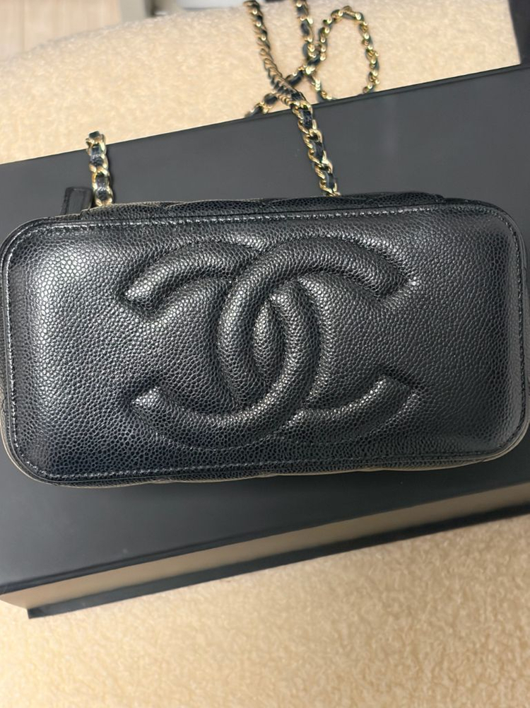 샤넬 클래식 베니티 캐비어 블랙 금장(내장칩) 이미지