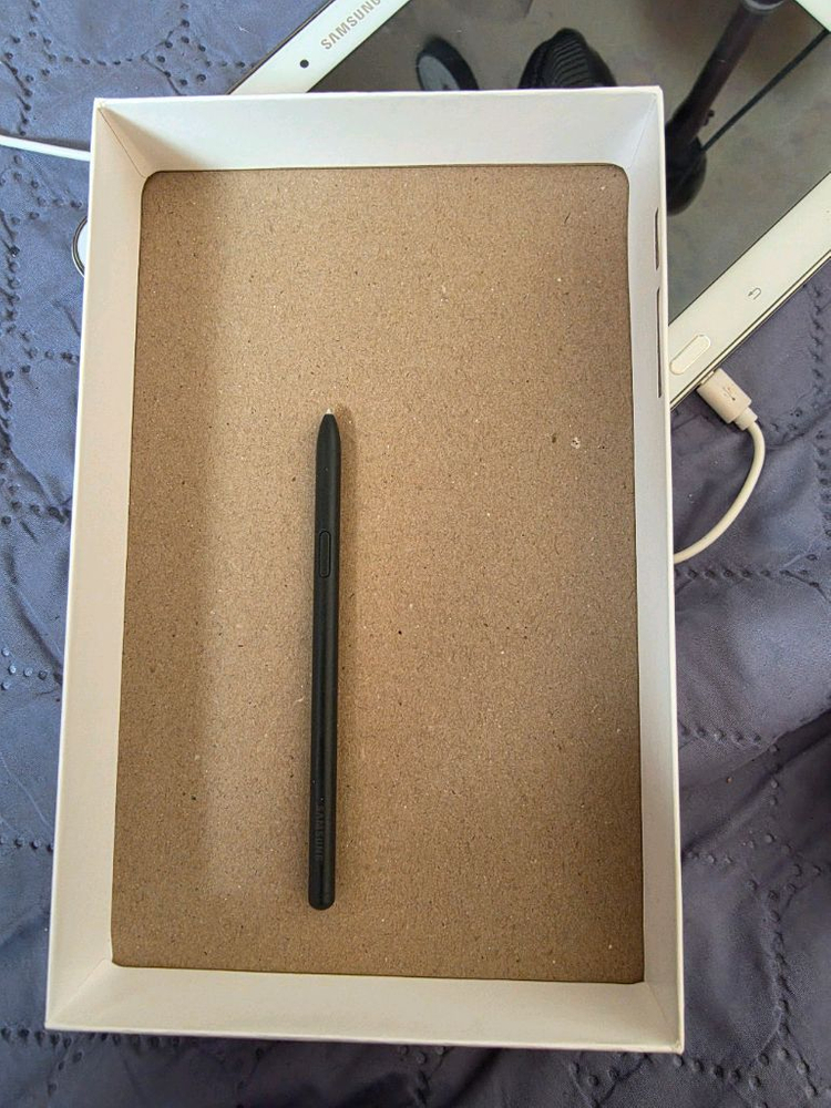 갤럭시탭s6라이트 LTE모델 자급제 삼성전자에서 구입했습니다--5