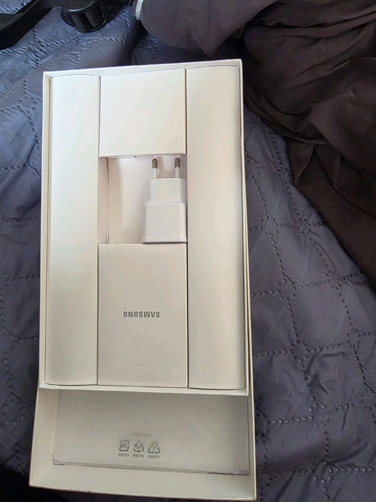 갤럭시탭s6라이트 LTE모델 자급제 삼성전자에서 구입했습니다--6