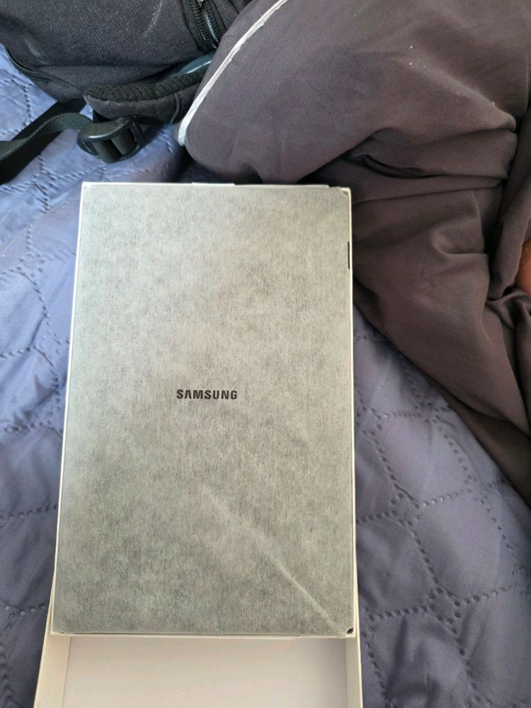 갤럭시탭s6라이트 LTE모델 자급제 삼성전자에서 구입했습니다--7