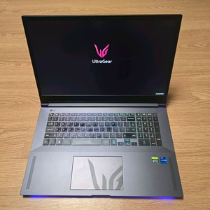 엘지게이밍노트북(울트라기어 17g90q-sd79k)