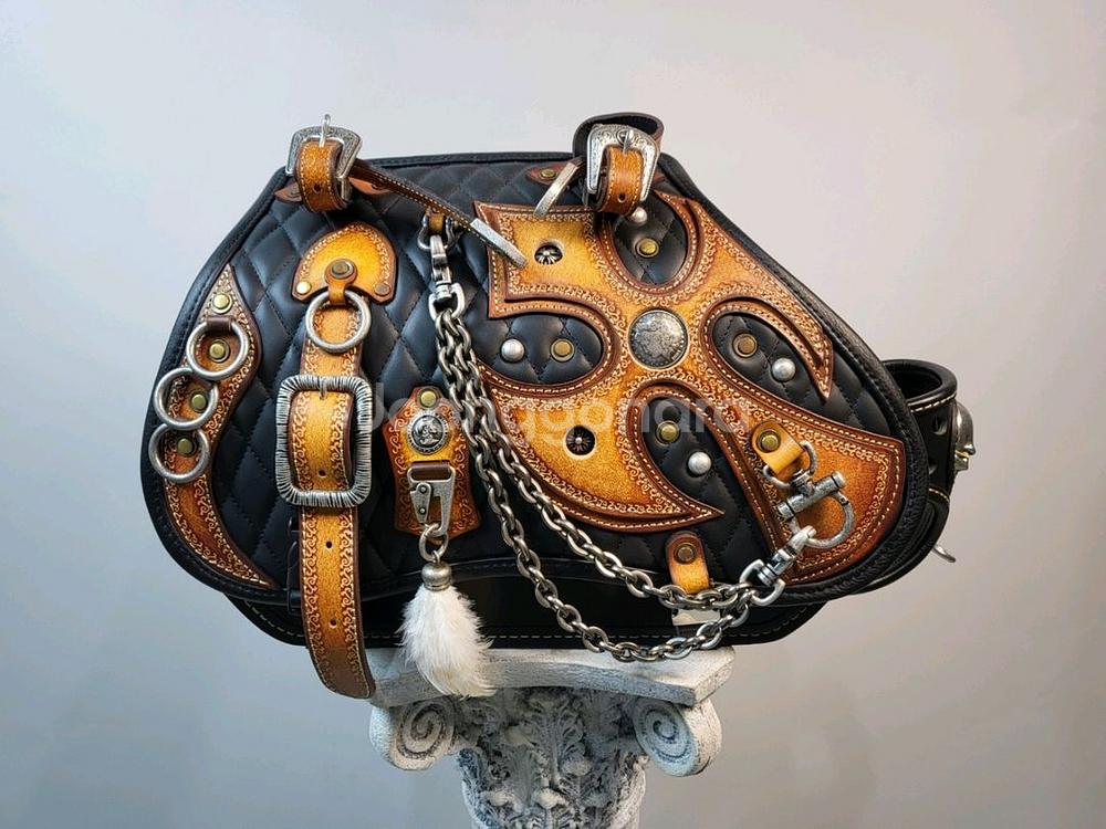 할리나 아메리칸용 통가죽 새들백 새제품--0