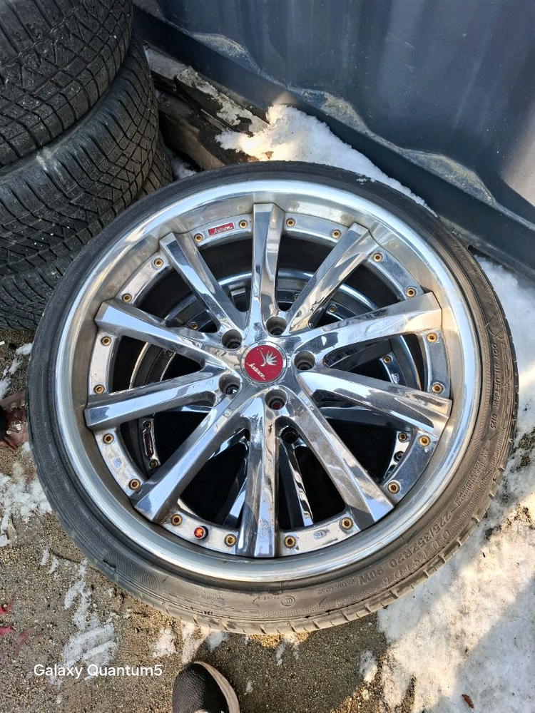 비슈누 워크 크란제 20인치 정품 휠 한대분 팝니다 중고--2