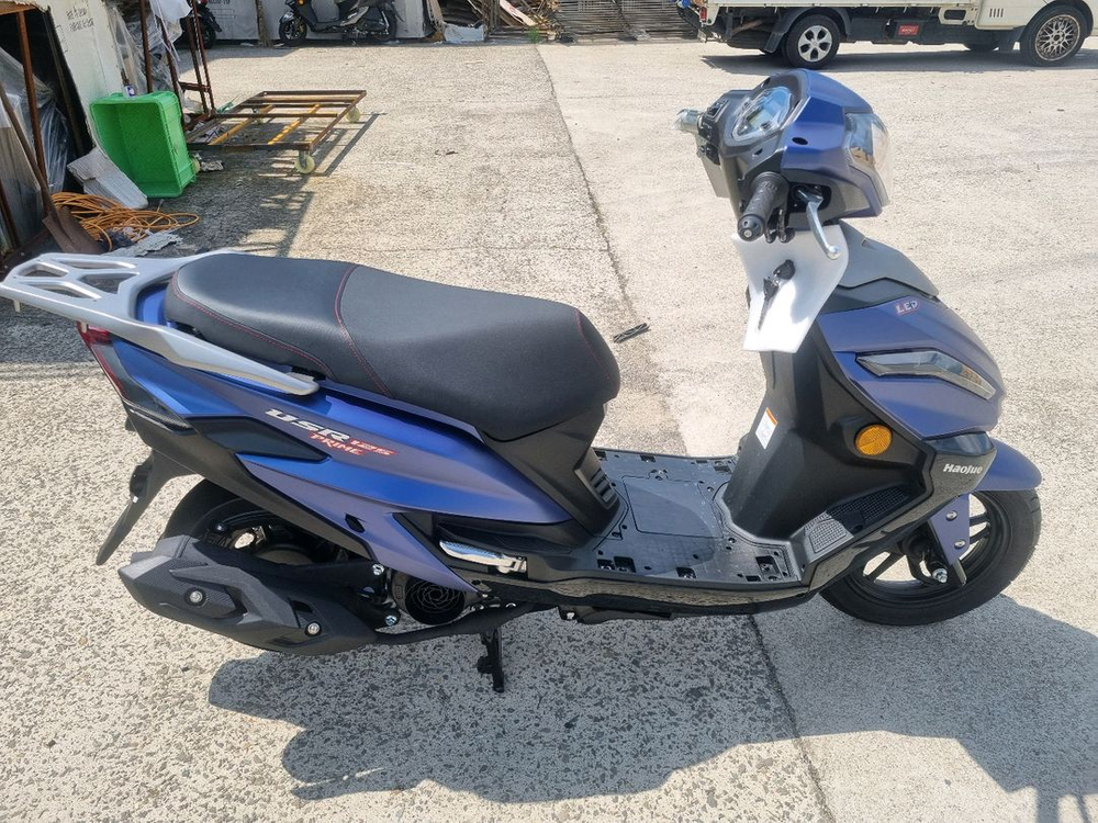 하우즈즈끼 초특판 스쿠터 USR125--0