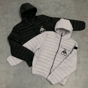 무스너클 경량패딩