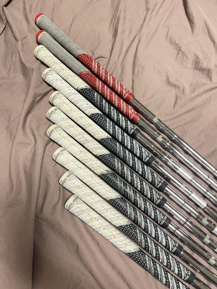 다이틀 714 ap1 정품 단조 8이이언및 보키웨지2개--2