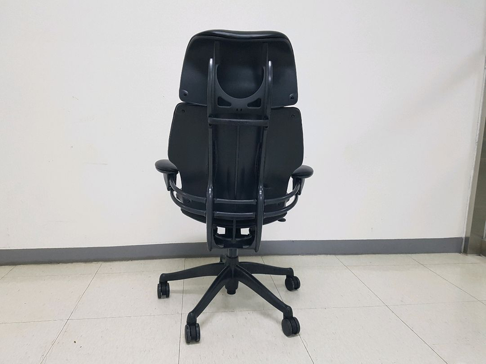 휴먼스케일 프리덤 헤드레스트의자--5