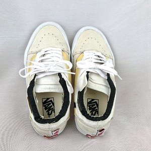 240 반스 스케이트 로우 리컨스트럭트 운동화