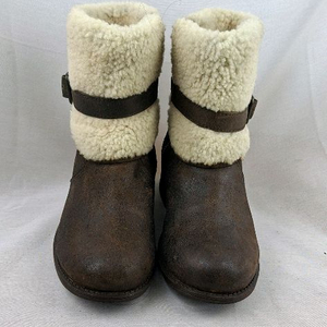 230 UGG 어그부츠 앵글부츠 겨울부츠 이미지