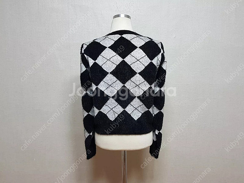 미착용)아가일 여성 숏 니트 가디건 55-55반--7