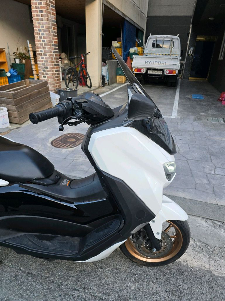 23년 엔맥스 125 ABS 2만7천km 울산부산양산김해창원대구거제구미중고오토바이스쿠터--2