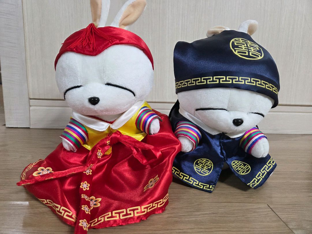 마시마로 한복 인형 2개 팝니다.(정품) 이미지