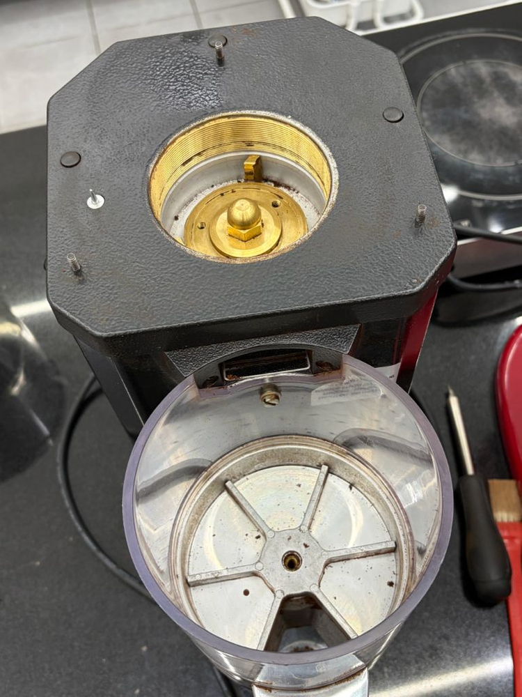 커피 그라인더 이미지