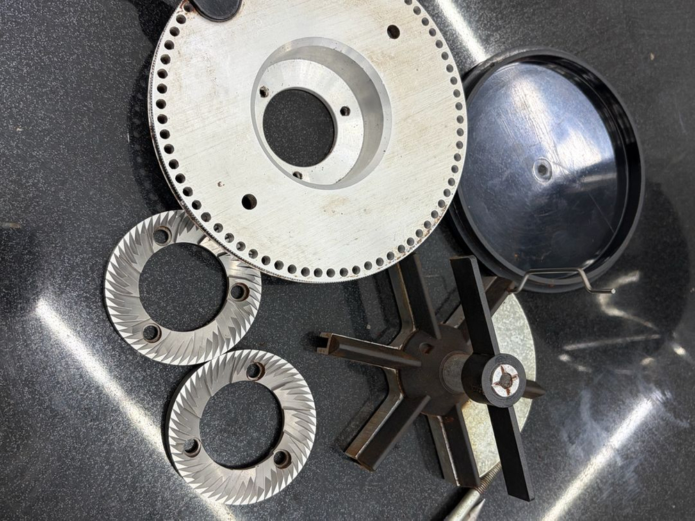 커피 그라인더 이미지