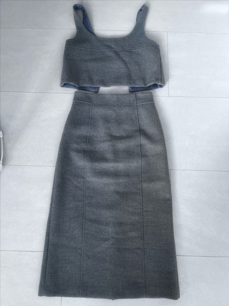 울 베스트 스커트 셋업 팔아요--2