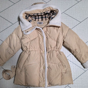 닥스 키즈 여아 패딩 150사이즈