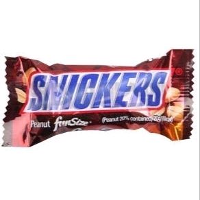 이마트24 스니커즈, GS25 츄파춥스, CU 하겐다즈미니컵