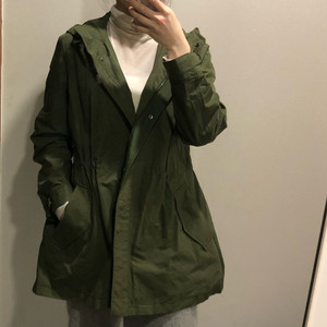 빈폴 레이디스 20년 40만원대 고퀄 탄탄 바스락 바람막이 사파리야상점퍼