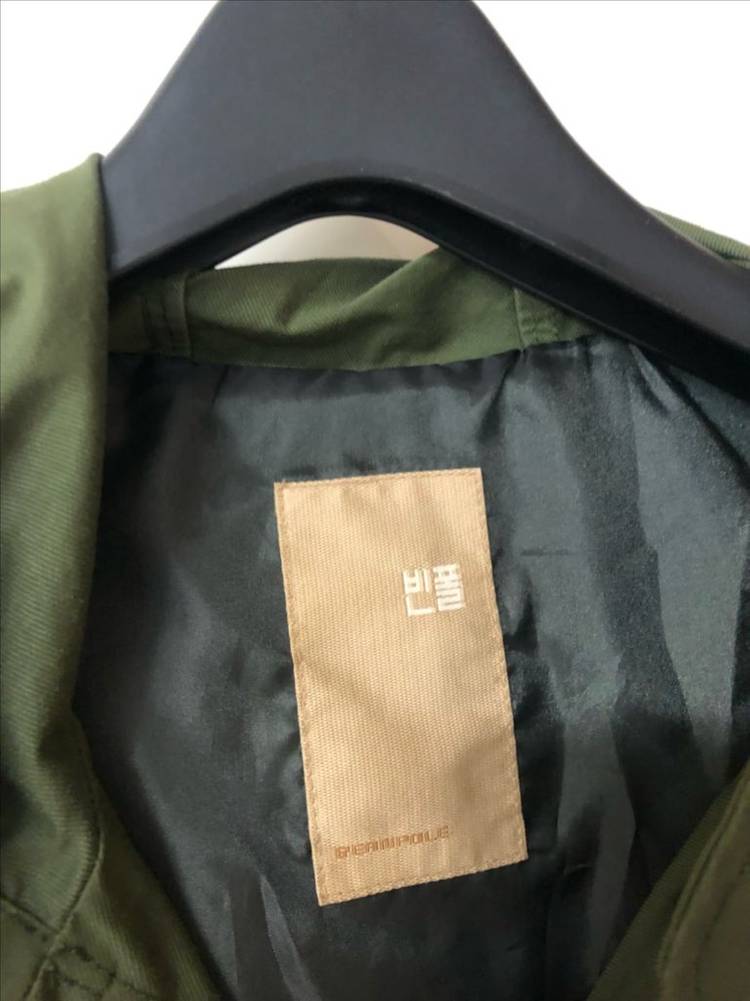 빈폴 레이디스 20년 40만원대 고퀄 탄탄 바스락 바람막이 사파리야상점퍼--7